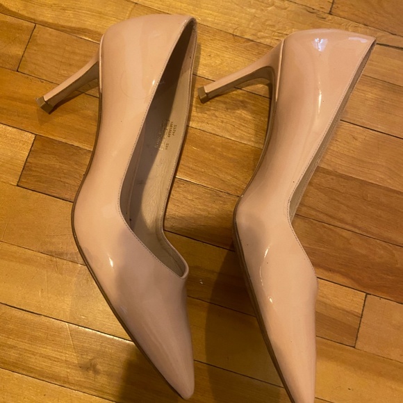 Stuart weitzman patent beige pink heels - Picture 3 of 6